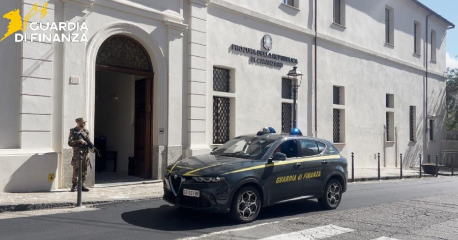 GDF Catanzaro: 2 anni di reclusione per un dirigente medico dell’A.O.U. 