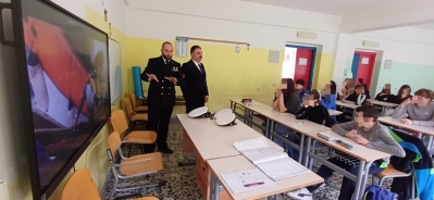Tutti a scuola per diventare cittadini del mare. La Guardia  Costiera incontra l’istituto comprensivo statale di Cetraro.