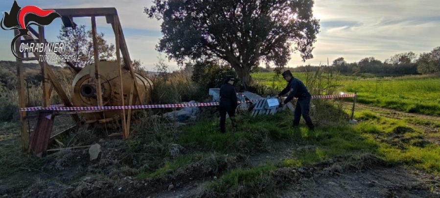 Nucleo Carabinieri Forestale di Scalea: Violazione urbanistica  e abbandono e combustione di rifiuti. Scattano le denunce 