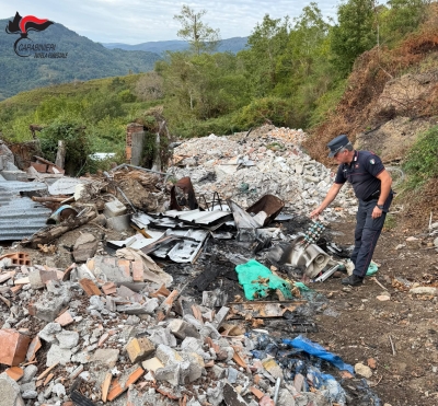Guardia Piemontese(cs): Gestione illecita di rifiuti. Sequestrata area di 2000 metri quadri. Cinque le persone denunciate 